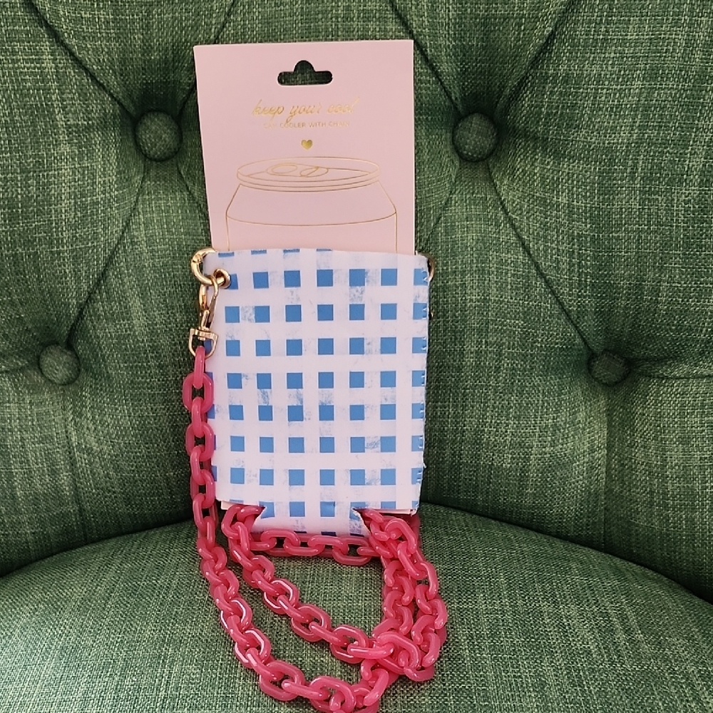 Blue Checkered Can Holder with Pink Chain